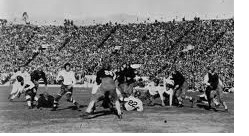 Stanford advancing against Alabama in the 1927 Rose Bowl