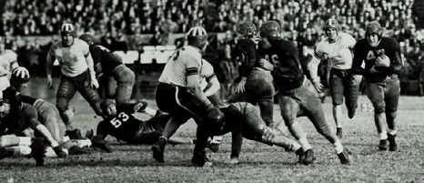 Tulane halfback Monk Simons carrying against Temple in the inaugural Sugar Bowl in 1935