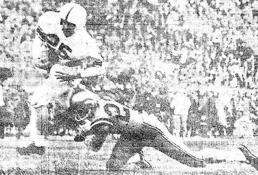 Oklahoma halfback Tommy McDonald's 35 yard touchdown catch against Colorado in 1956