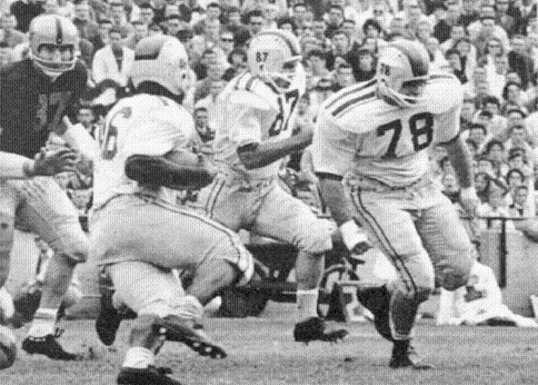 1961 Ohio State football team on the move