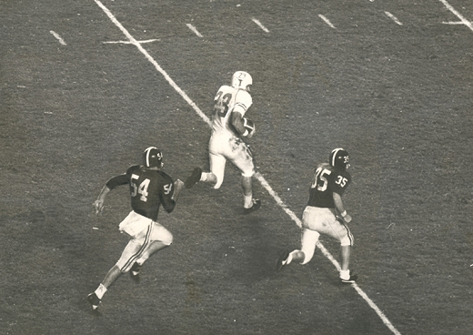 Texas running back Ernie Koy's 79 yard touchdown run in the 1965 Orange Bowl