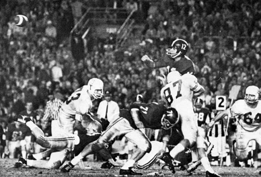 Joe Namath throwing a pass in the 1965 Orange Bowl