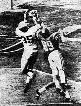 Notre Dame receiver Jim Seymour touchdown catch against Southern Cal in 1966